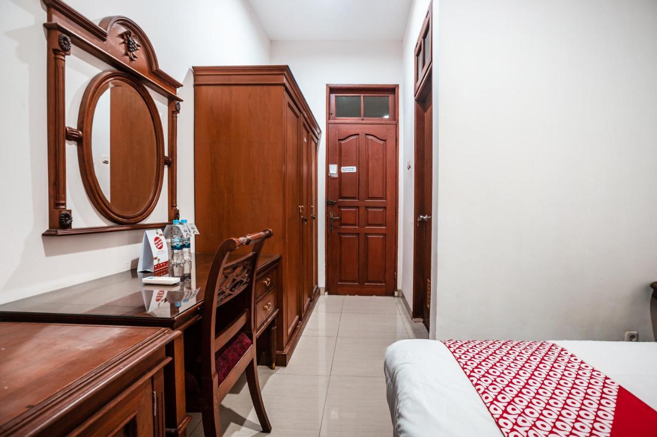 Oyo 1990 Kost Kuningan Executive Boading House Setiabudi 2*