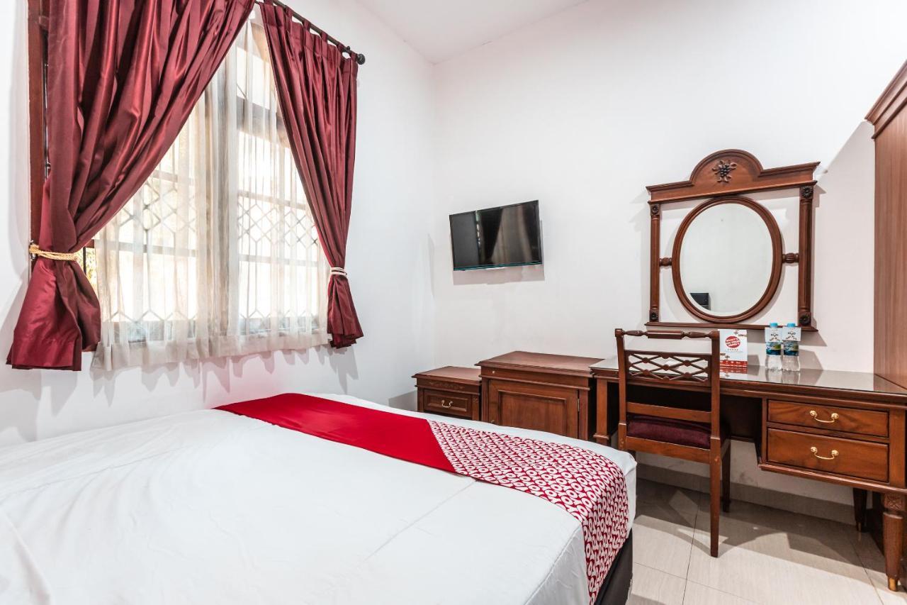 Hotel Oyo 1990 Kost Kuningan Executive Boading House Setiabudi 2*