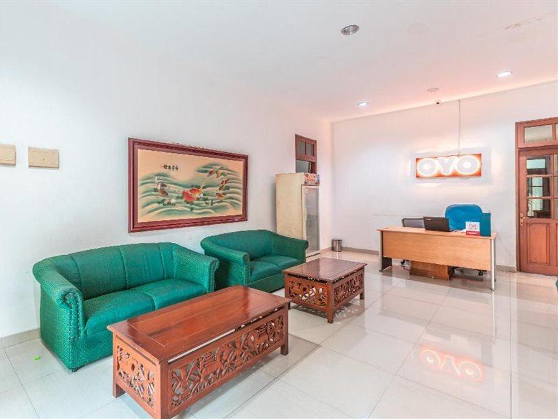 Hotel Oyo 1990 Kost Kuningan Executive Boading House Setiabudi 2*