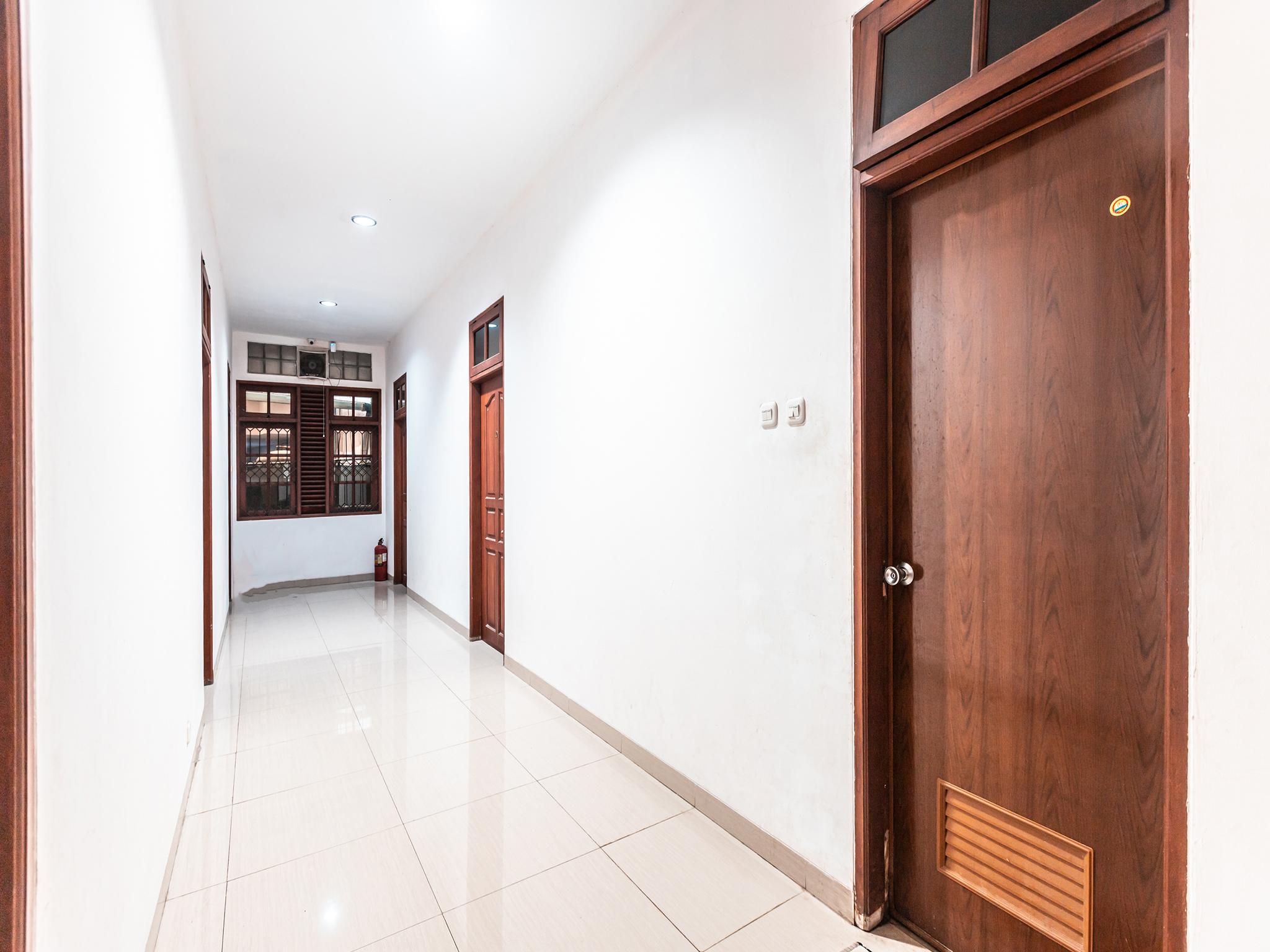 Oyo 1990 Kost Kuningan Executive Boading House Setiabudi 2* Jakarta